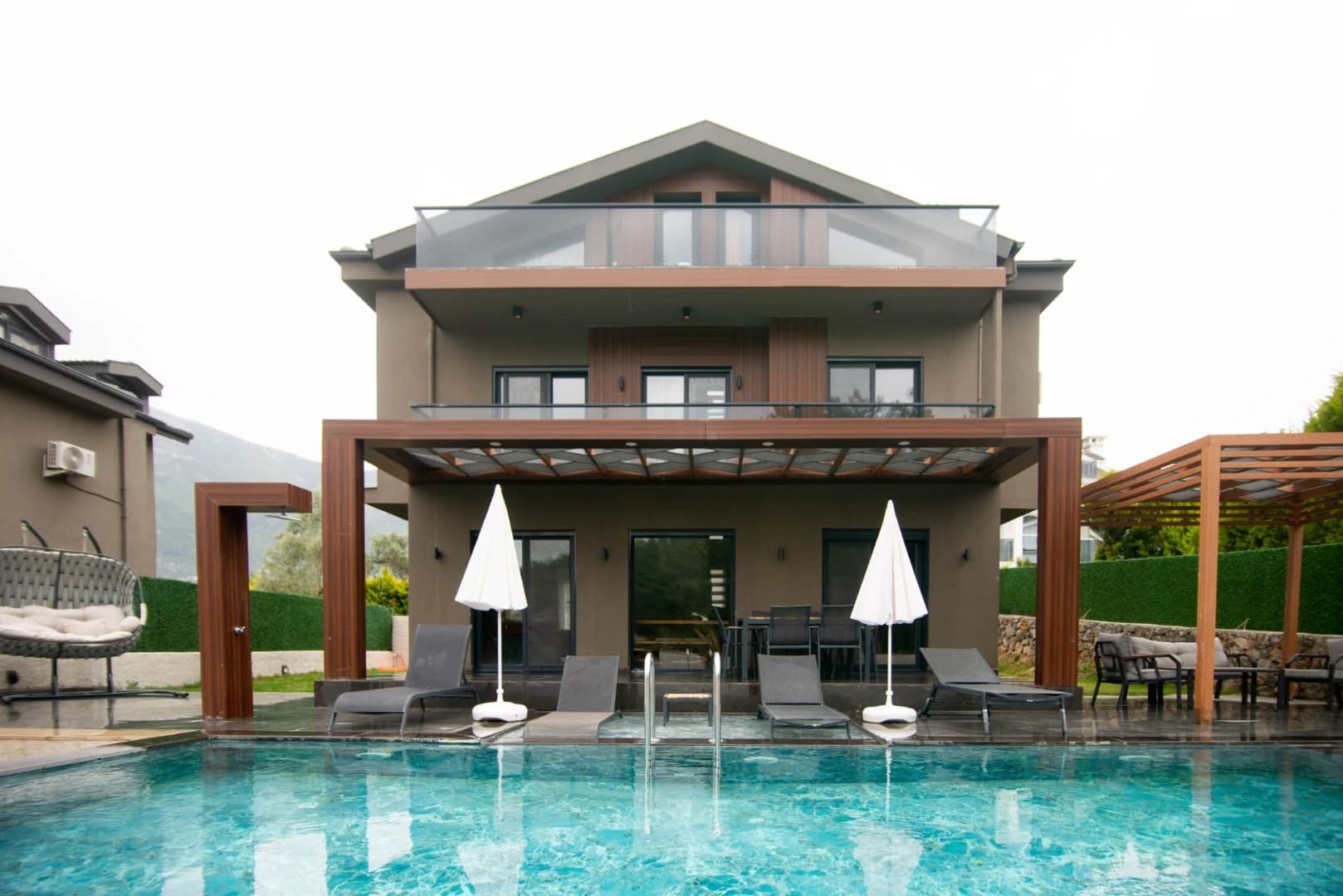 Villa Tekin Koleksiyonu